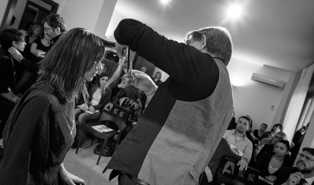 La THEO srl ricerca parrucchiere per settore uomo/donna con esperienza anche nel barber
